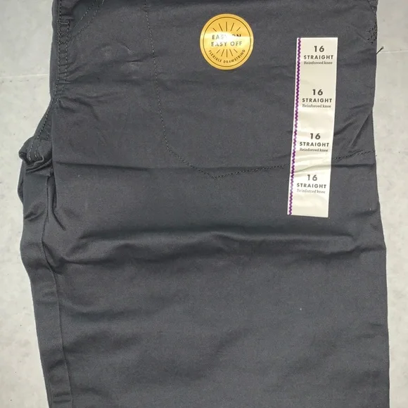 Cat & Jack straight reinforced knee, flexible drawstring, easy on easy off. - Picture 9 of 16